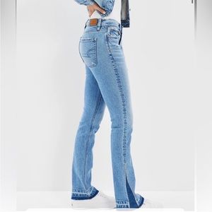 American Eagle 90’s low rise skinny kick denim